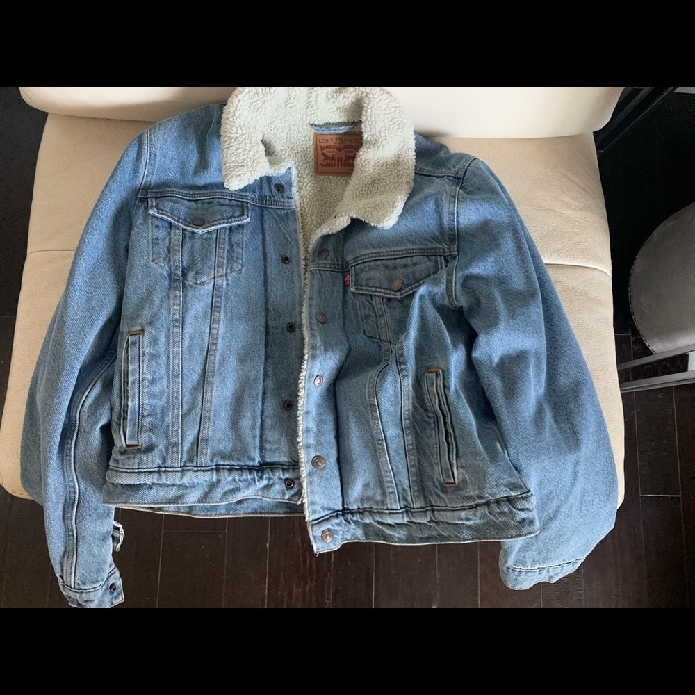 Denim Sherpa Levi’s jacket